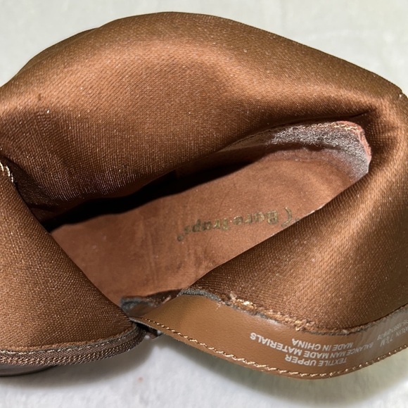 Bare Traps Arlyn Mid-Brown Zippered Stacked Heel Boots Nonskid Sole 7.5 - Picture 7 of 15